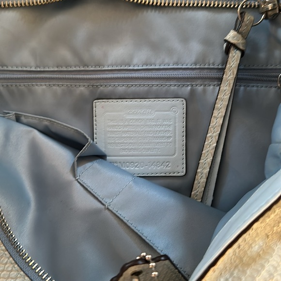 Early 2000s Coach Pale Blue Tote Bag - Picture 9 of 12